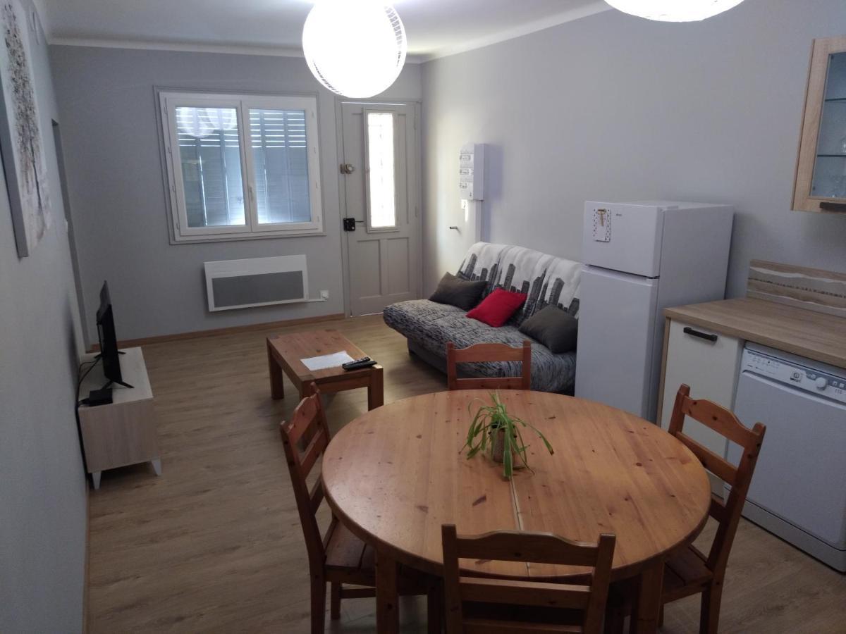 Maison De Village Confortable Entierement Renovee Saint-Just  Exteriör bild